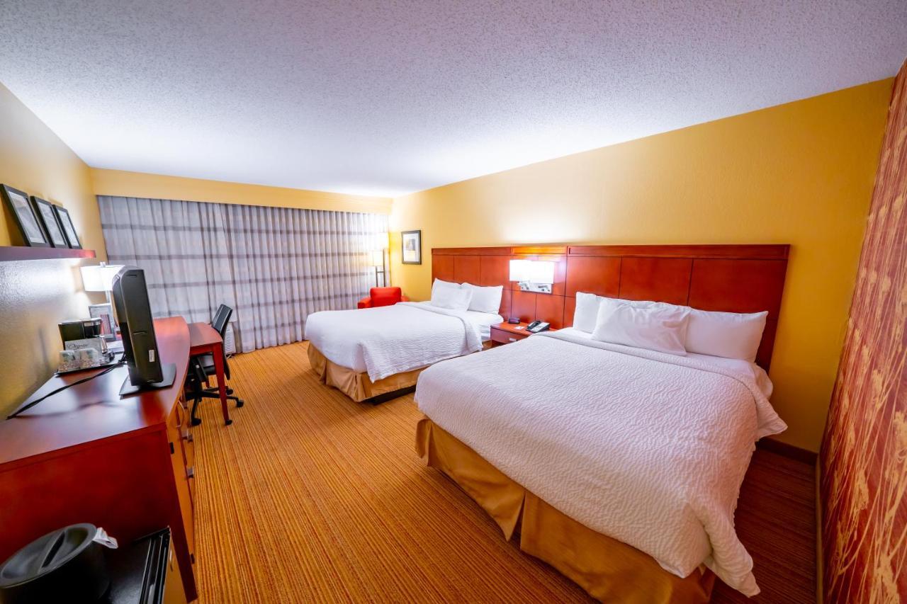 Iowa Inn Bettendorf Quad Cities Exteriör bild